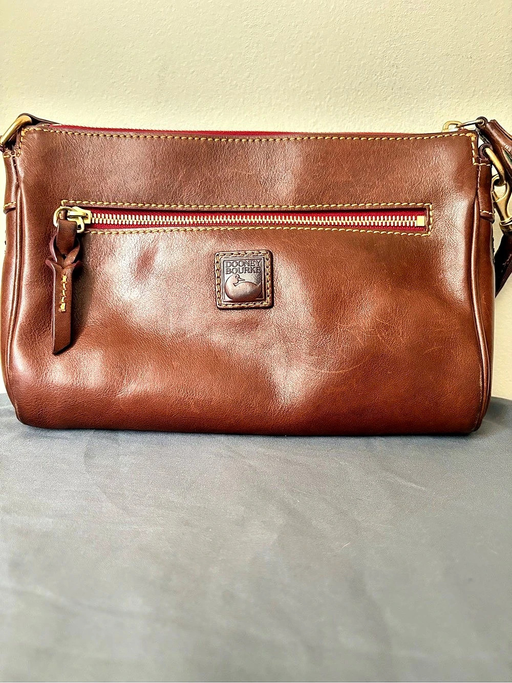 Dooney & Bourke Florentine Leather Allison  Bag Chestnut Brown Whipstit